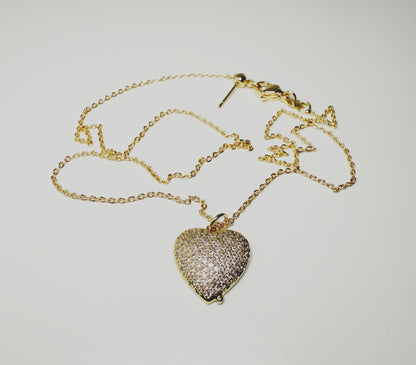 Gold Heart pendant Necklace